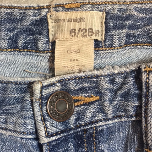 ❌SOLD❌ GAP Curvy Straight Jeans -3A - Picture 4 of 6